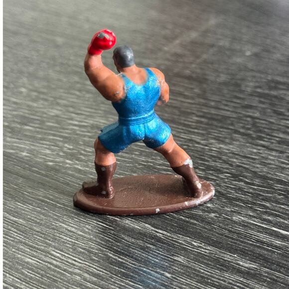 Street‎ Fighter Nano Metalfigs Balrog 1.5 inch Diecast Figure Capcom - Picture 9 of 9